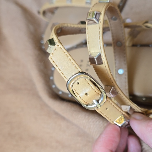 A New Day Sandals - Picture 4 of 8